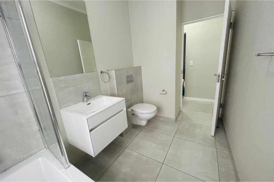 2 Bedroom Property for Sale in Aan de Wijnlanden Western Cape